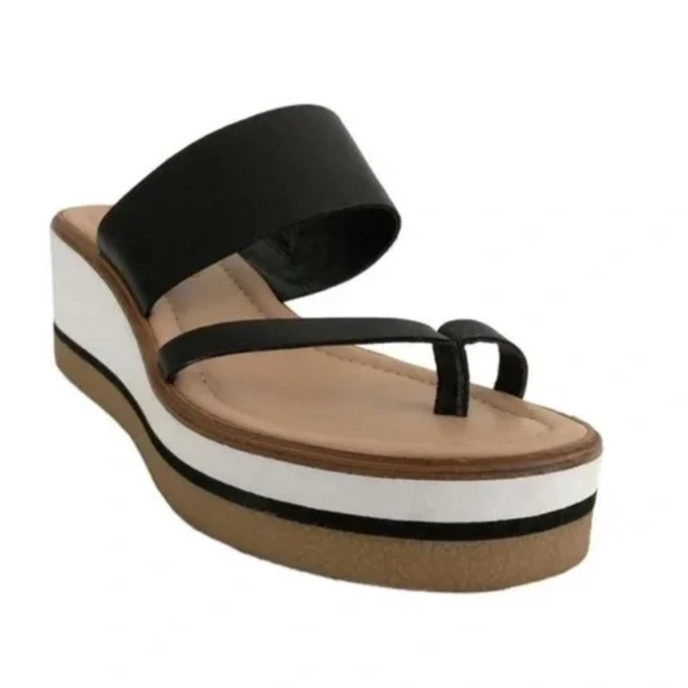Cute sandals but for more narrow feet than mine .